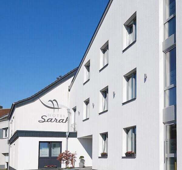 酒店 Sarah