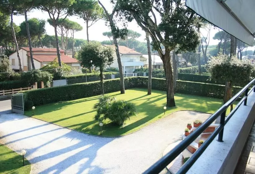 ホテル Villa Edera