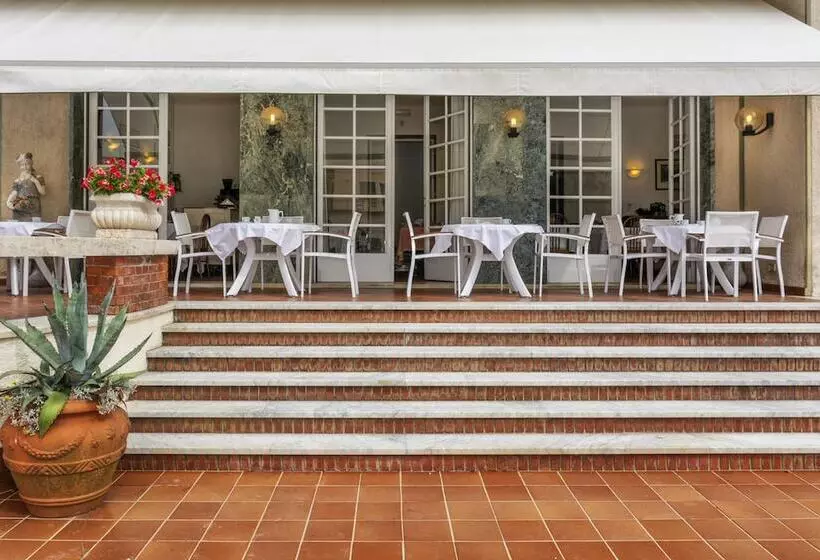 ホテル Villa Edera