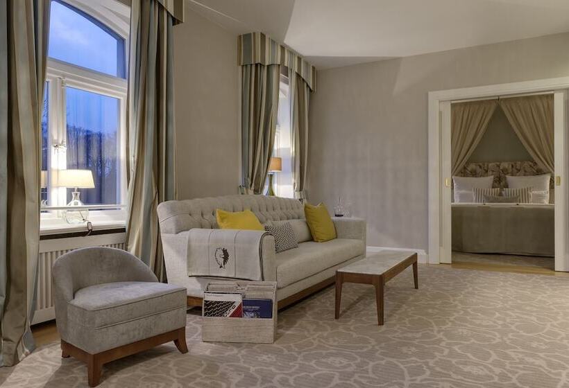 酒店 Weissenhaus Private Nature Luxury Resort