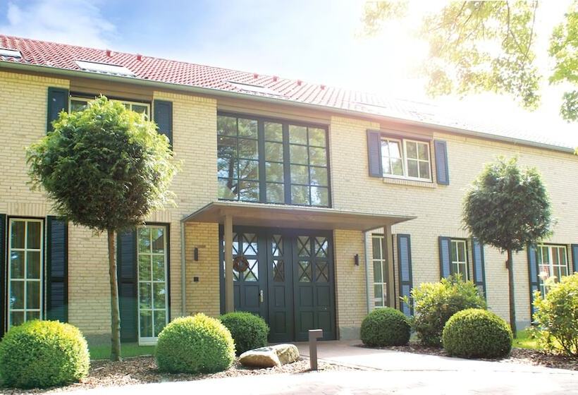 酒店 Weissenhaus Private Nature Luxury Resort