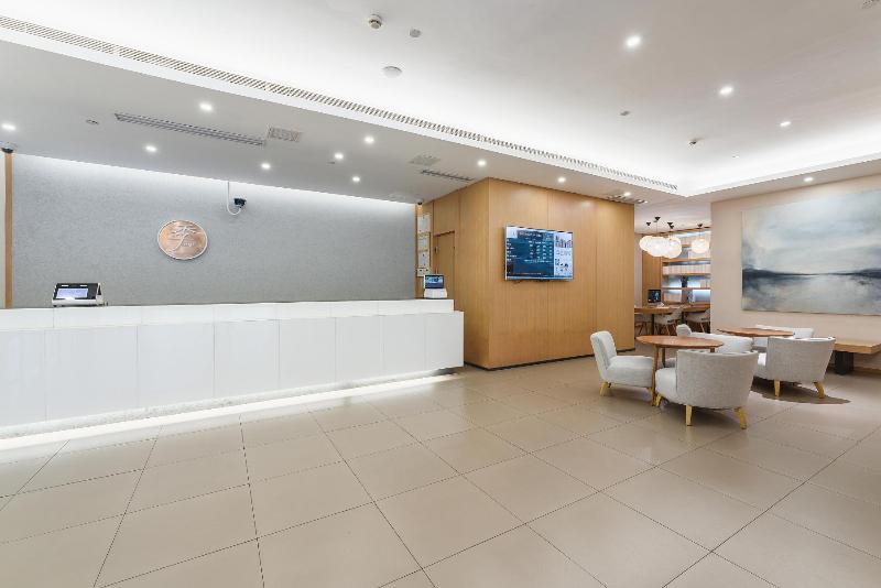 Ji Hotel Shanghai Zhoupu Wanda Plaza