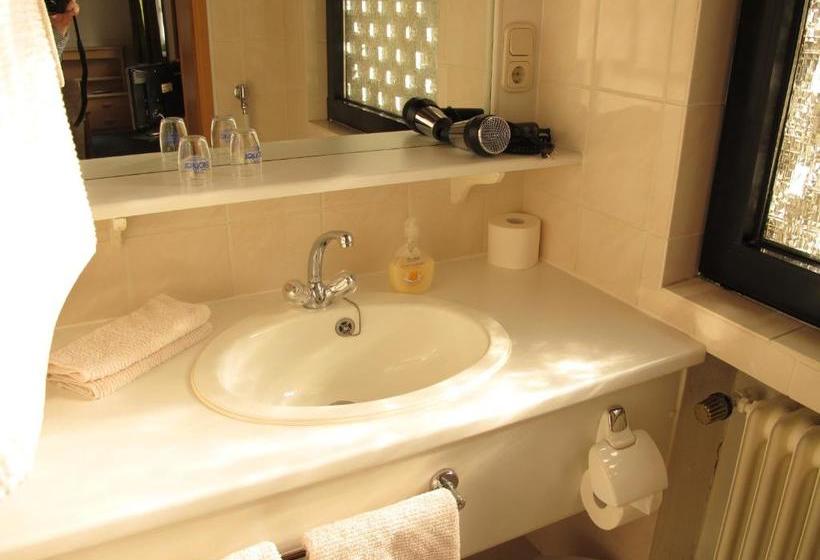 فندق Tierlings Land