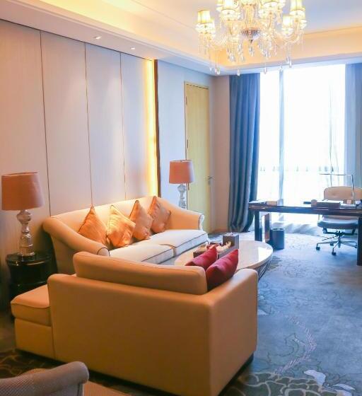 Otel Wanda Realm Longyan