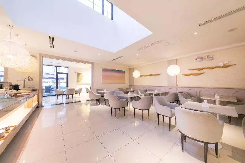 Ji Hotel Tianjin Jinwan Square