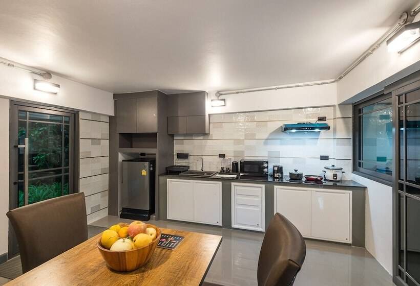 Отель Loy Chalet