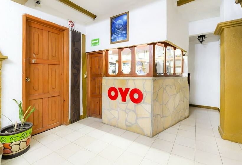 Oyo Hotel La Luna, Templo De Santo Domingo De Guzman