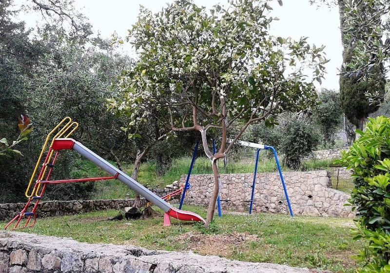 Apostolos & Eleni Family Apartments