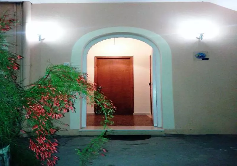Apostolos & Eleni Family Apartments