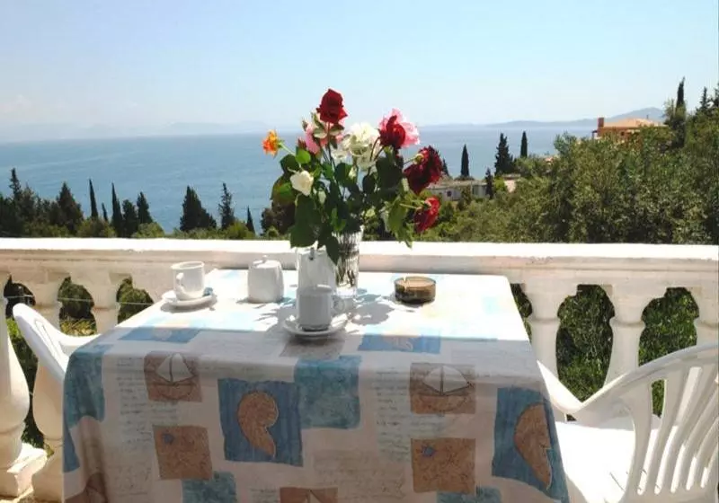 Apostolos & Eleni Family Apartments