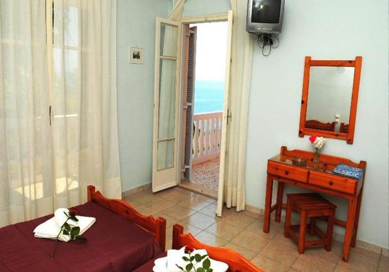 Apostolos & Eleni Family Apartments