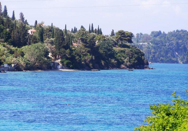 Apostolos & Eleni Family Apartments