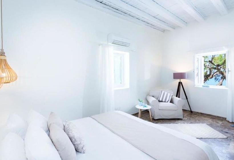 Apothikes Seaside Private Apartments