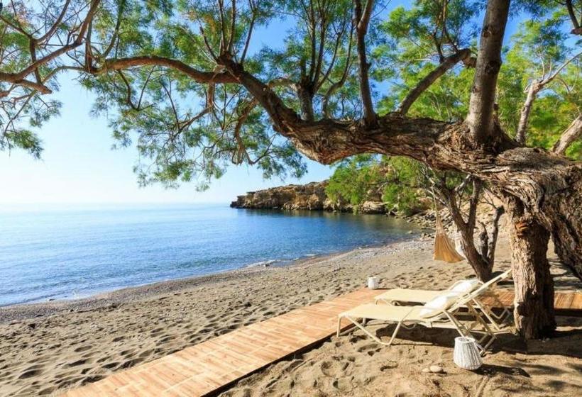 Apothikes Seaside Private Apartments