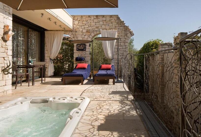 Bed and Breakfast La Maison Du Passage Chambres Suites Premium, Spa, Piscine Et Restaurant