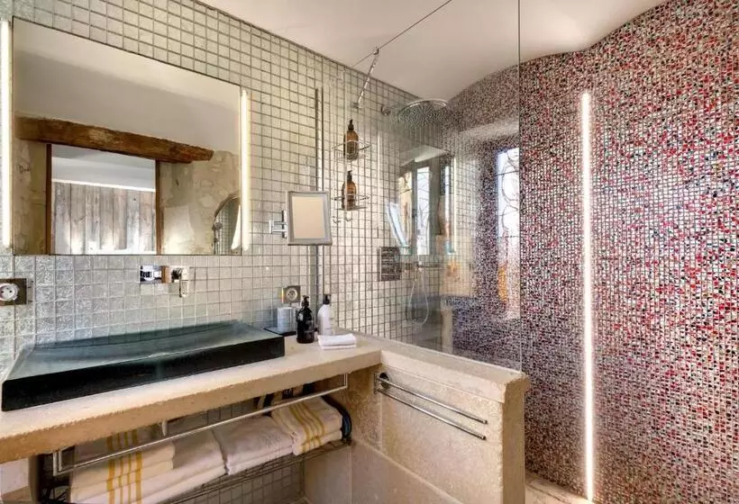 ベッドアンドブレックファースト La Maison Du Passage   Chambres   Suites Premium, Spa, Piscine Et Restaurant