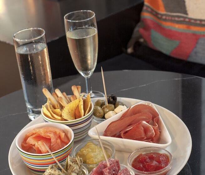 هتل Banks Antwerp