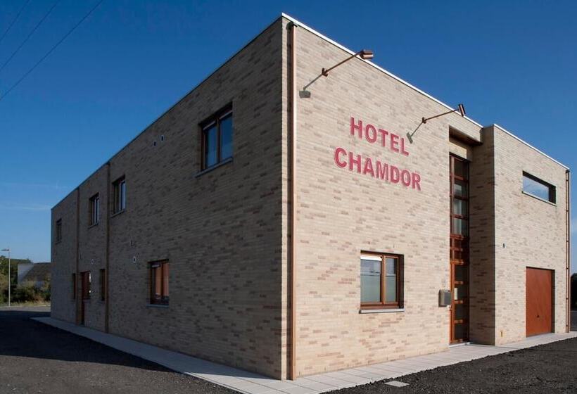 فندق Chamdor