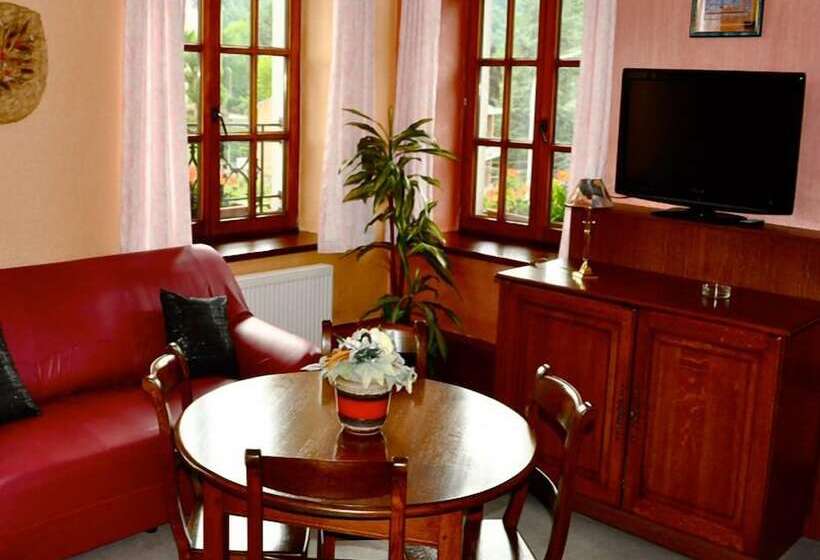 هتل Il Castellino