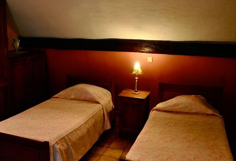 هتل Il Castellino