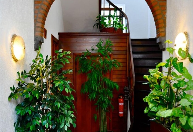 هتل Il Castellino