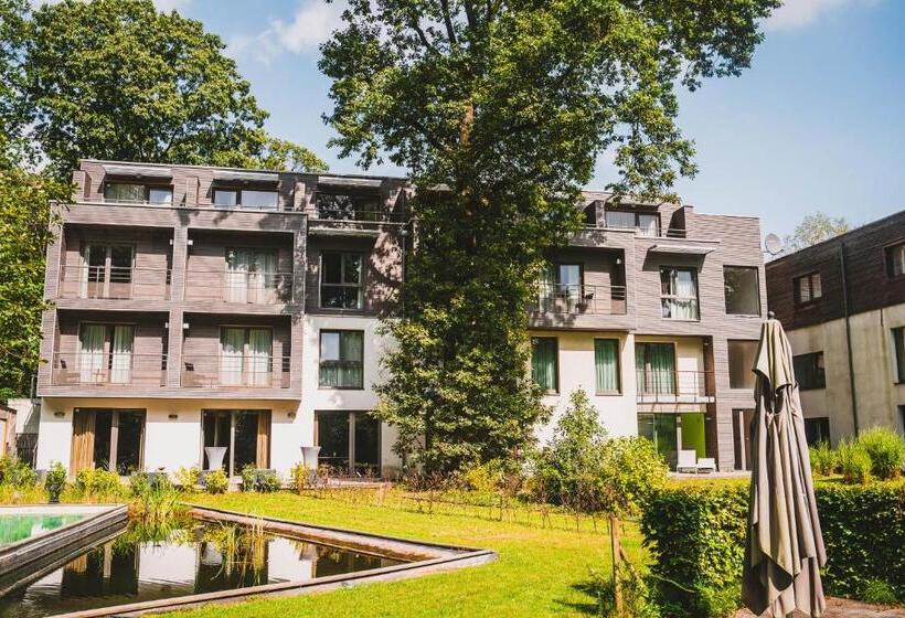 Utopia Hotel Art & Nature