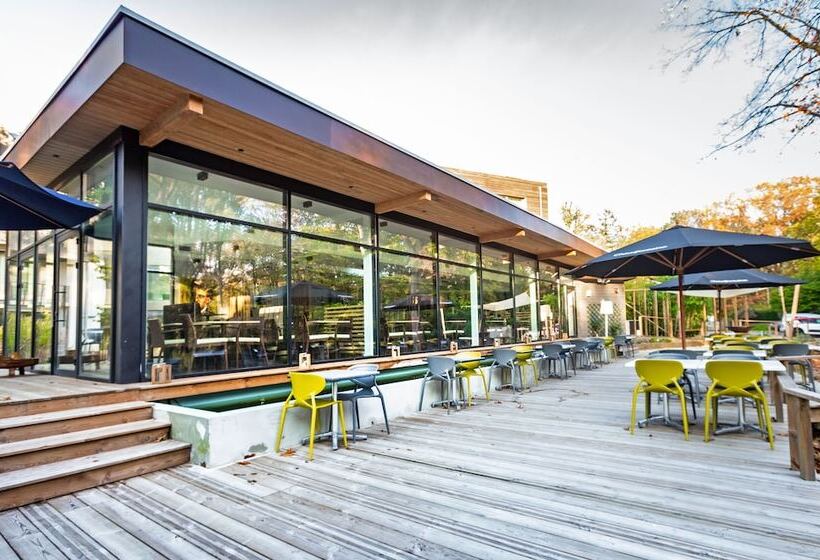 Utopia Hotel Art & Nature