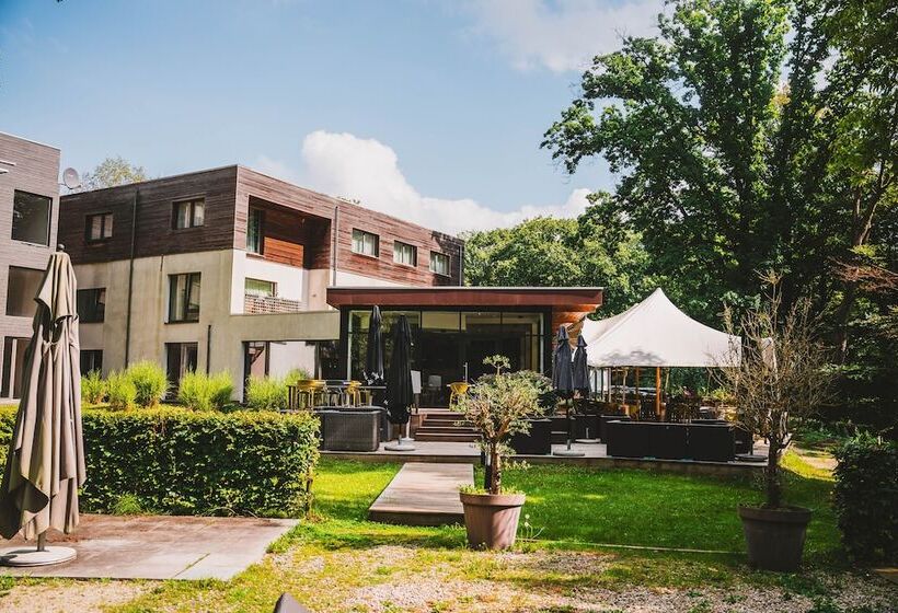 Utopia Hotel Art & Nature