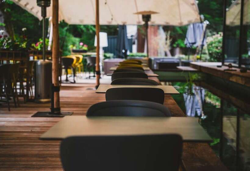 Utopia Hotel Art & Nature