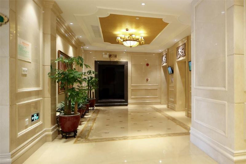 Vienna Hotel Shenzhen Huazhisha