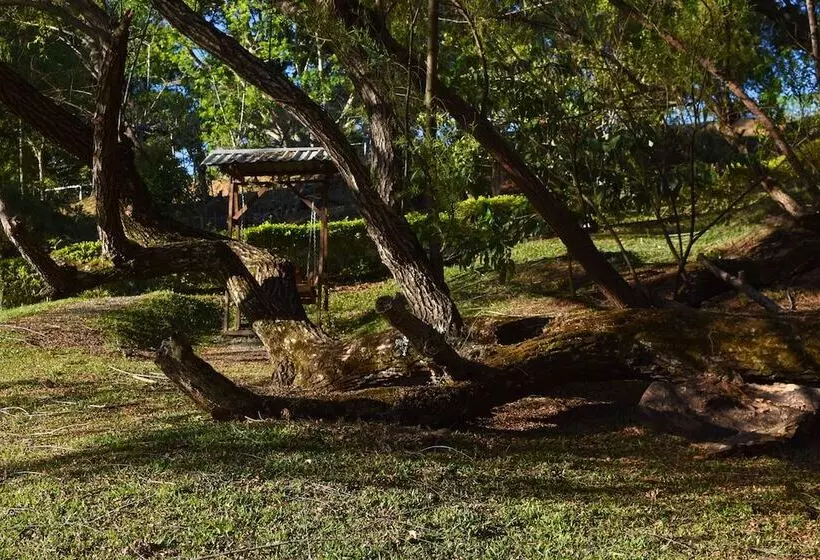 Cabañas La Laguna Lodge