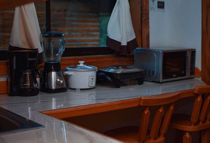 Cabañas La Laguna Lodge