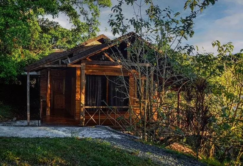Cabañas La Laguna Lodge