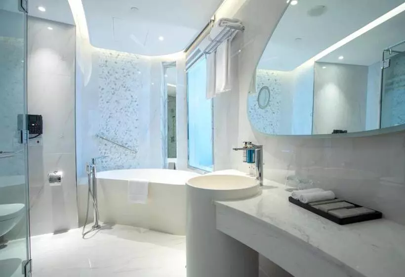 Century Marina Hotel   Lusail