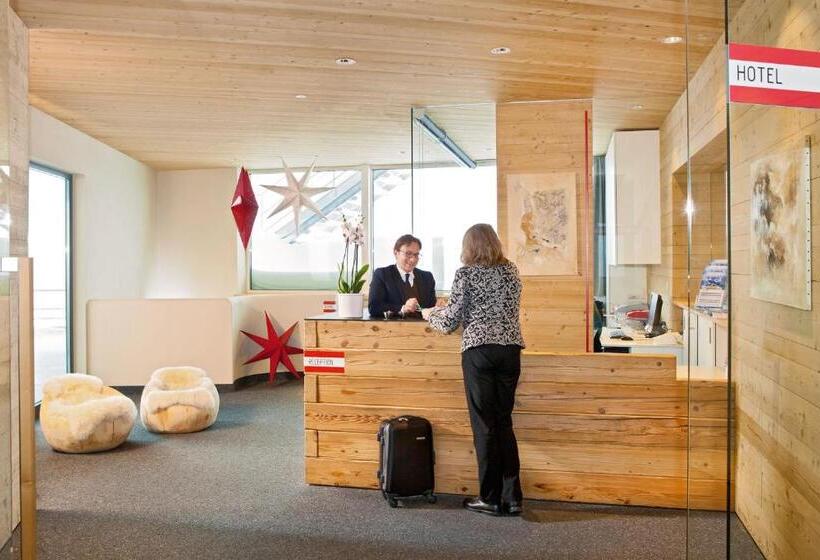 Glacier Hotel Grawand