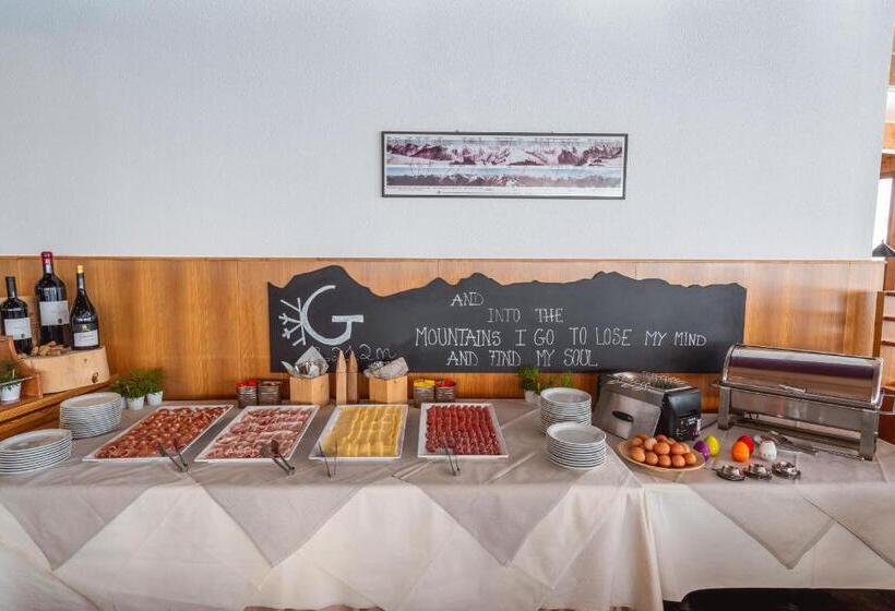 Glacier Hotel Grawand