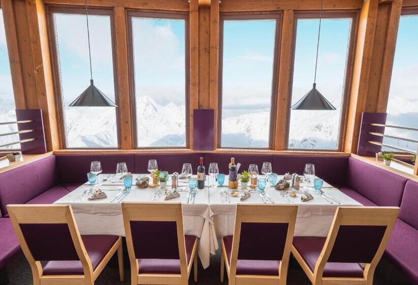 Glacier Hotel Grawand