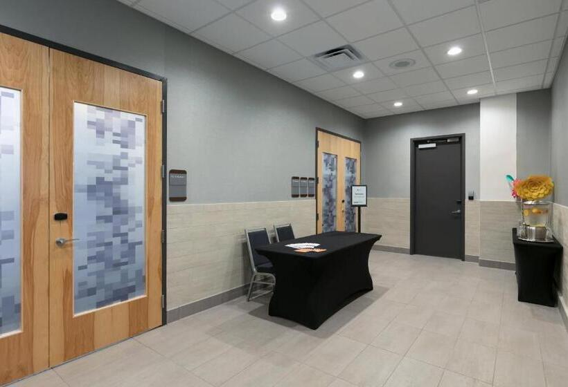 בית מלון כפרי Aloft Sarasota