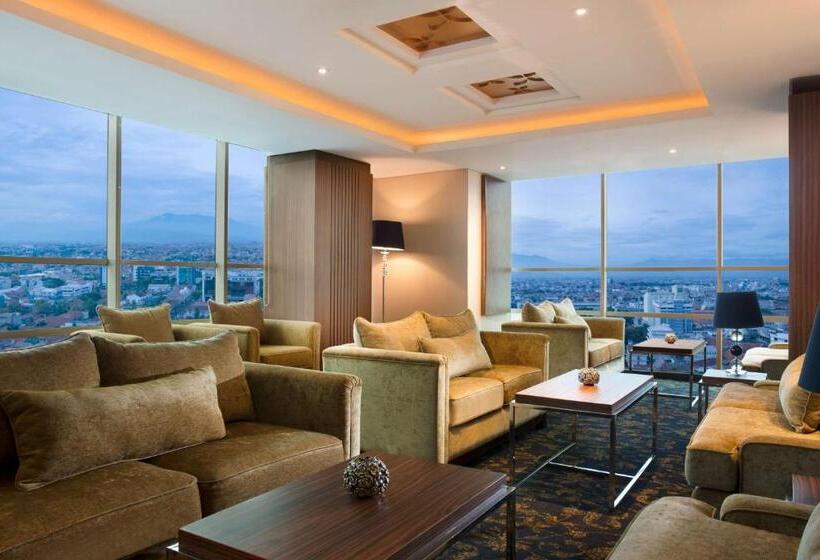 Отель Best Western Premier La Grande Bandung