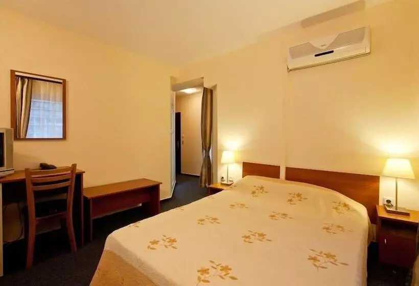 Hotel Cheap