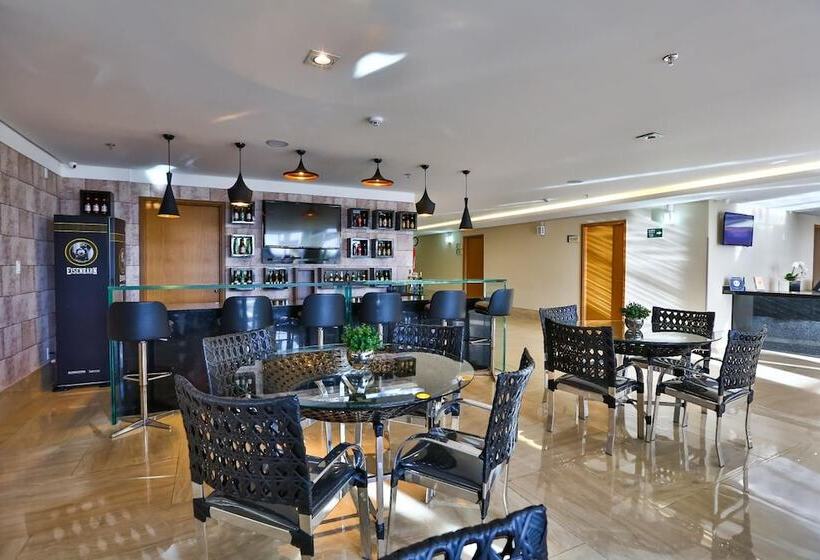 ホテル Ibiza Plaza