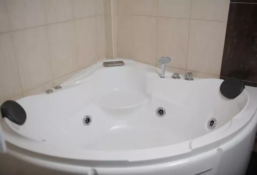 هتل E Aldeamento Belo Horizonte