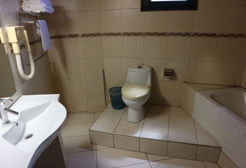 בית מלון כפרי El Elyon