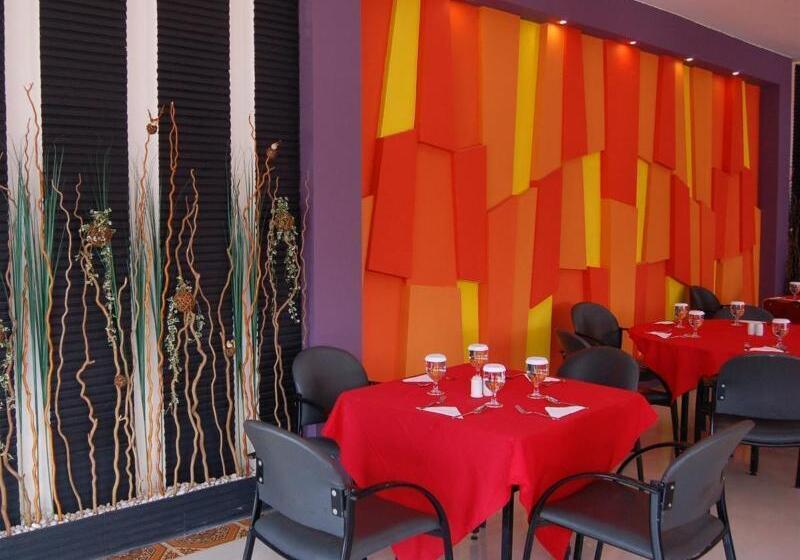 ホテル Grand Sari