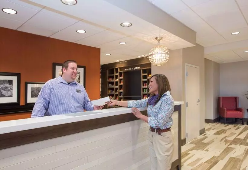 ホテル Hampton Inn & Suites Phoenix East Mesa