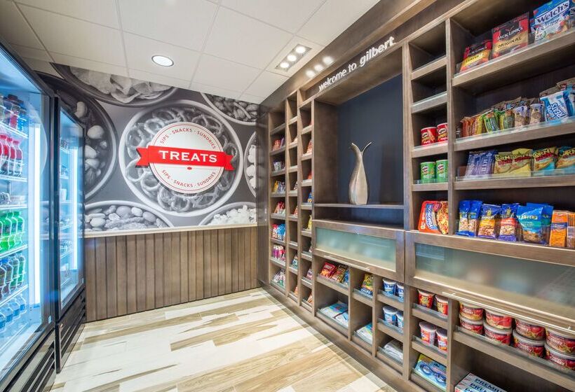 فندق Hampton Inn & Suites Phoenix East Mesa