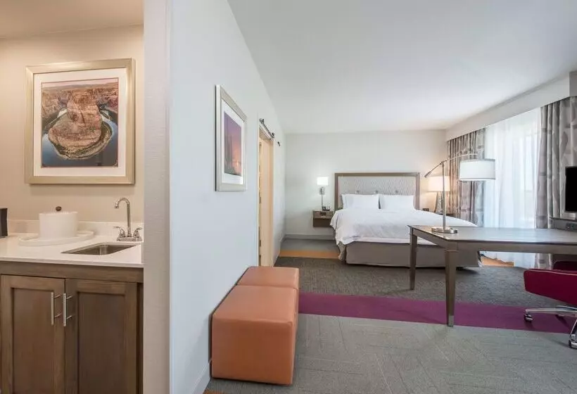 ホテル Hampton Inn & Suites Phoenix East Mesa