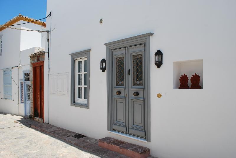 Отель Hydras Chromata