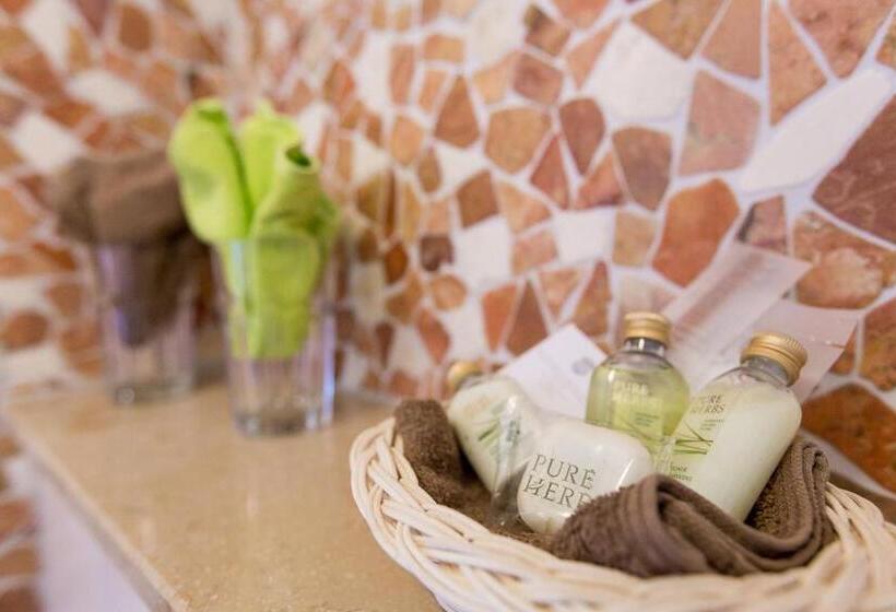 Kräuterhotel Garni Zur Klostergrotte