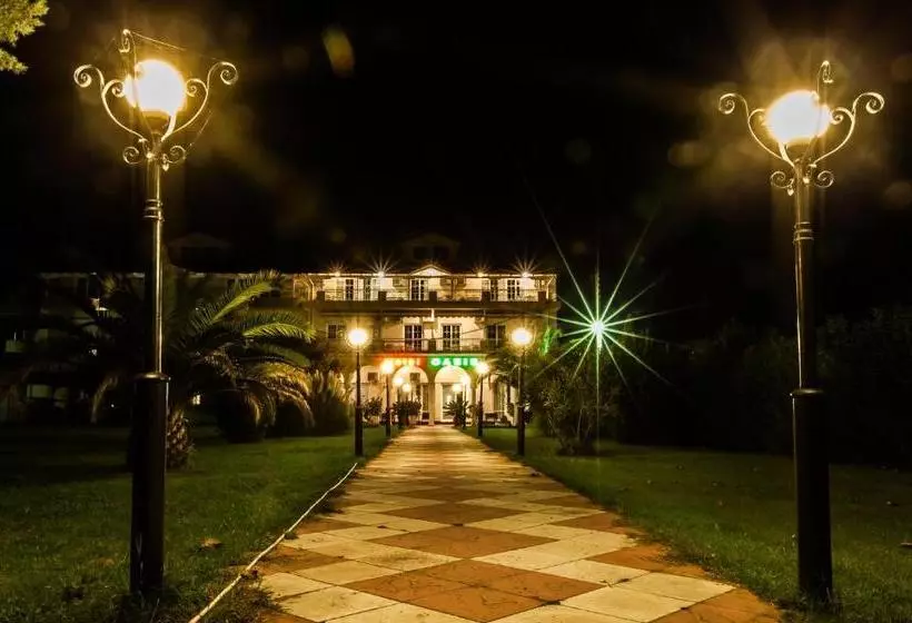 Hôtel Oasis